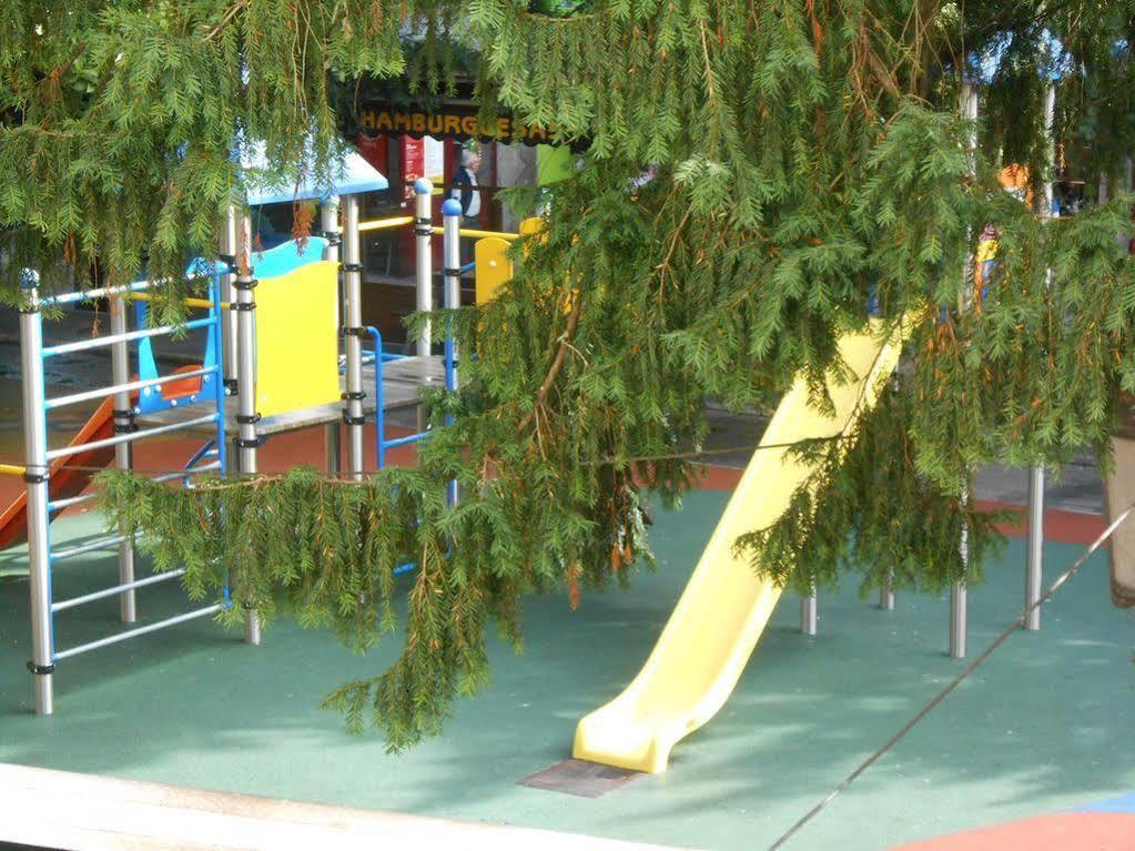 Hospedaje Torreon Onís Kültér fotó